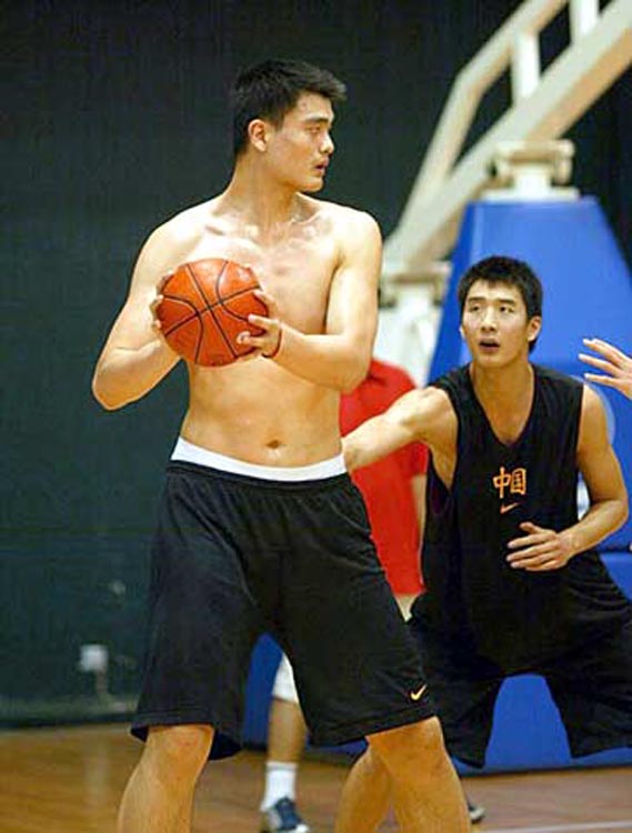 与伦比