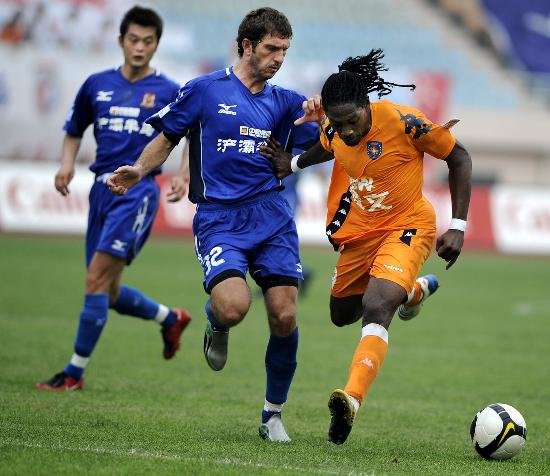 他将承担更 他将承担更