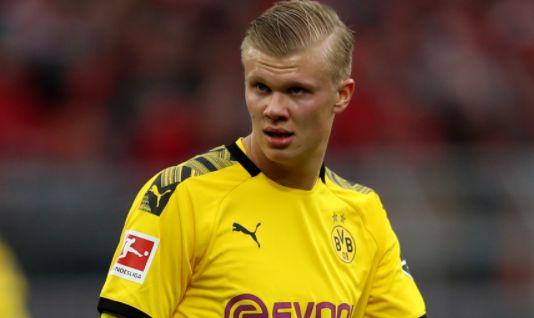 这位球员对队徽怀有赤诚之心，并在每场比赛中都展现得淋漓尽致。