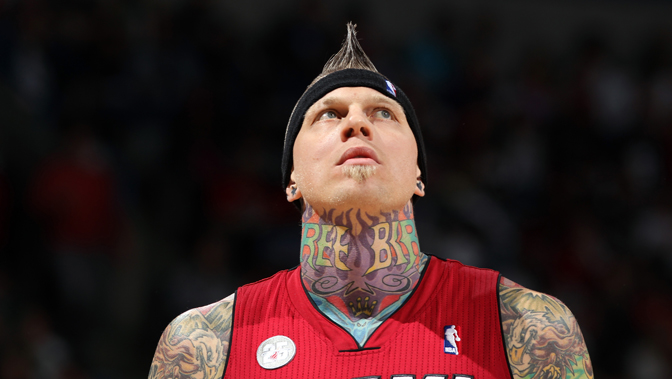 板的高度与 板的高度与